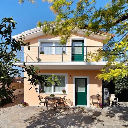 Marina - Libeccio 30m Mare Apartamento