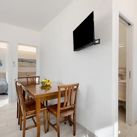 Apartamento Marina - Libeccio 30m Mare *