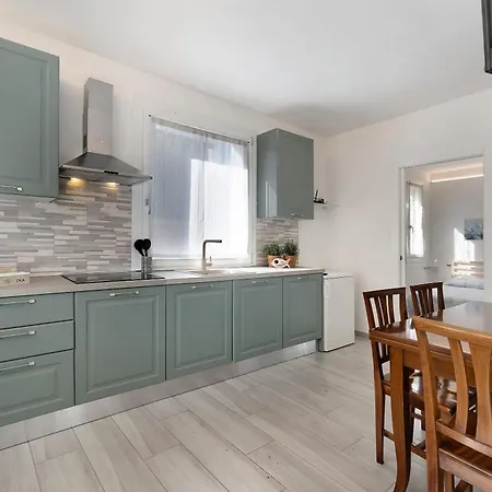 Daire Marina - Libeccio 30m Mare